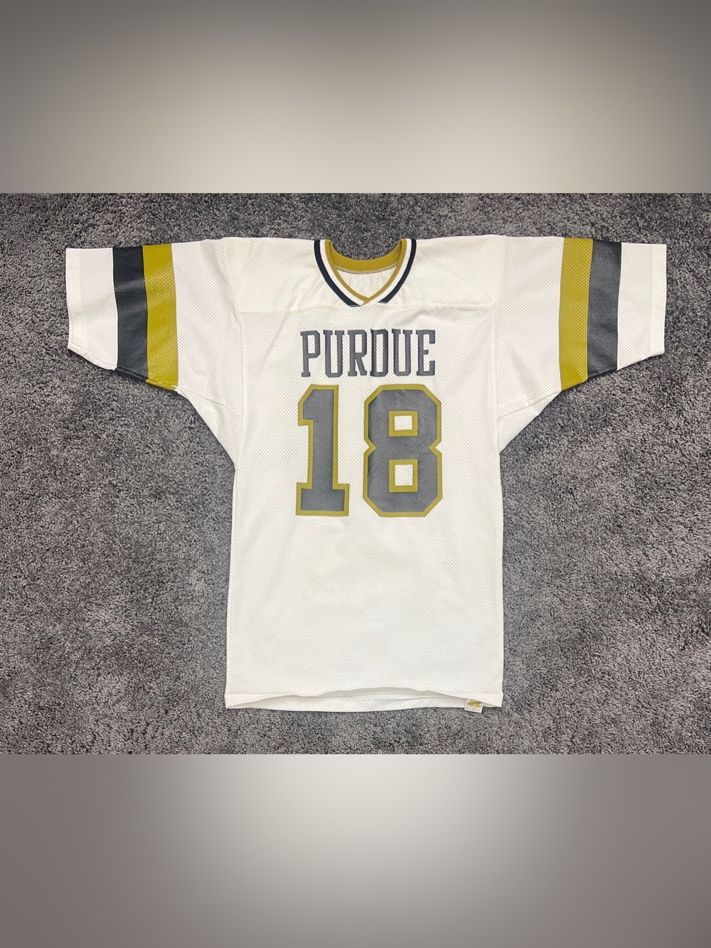 Purdue Boilermakers Russell Athletic #18 Football Jersey Size Small Vintage 70s